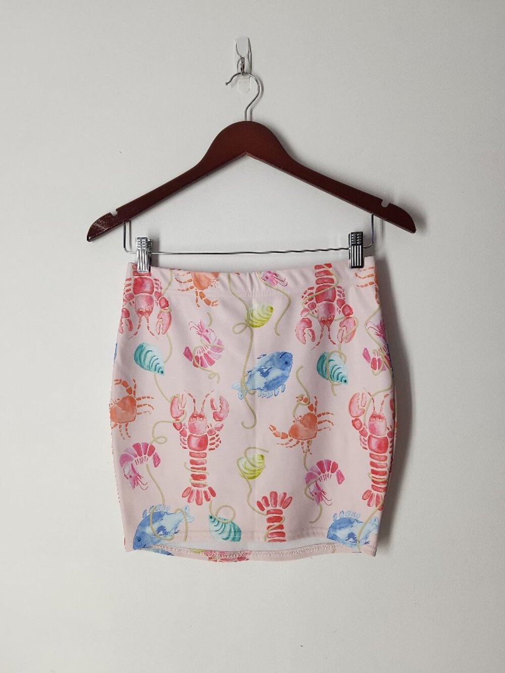 BlackMilk Escape From Marinara Pink fitted mini Skirt marine pattern lobsters M